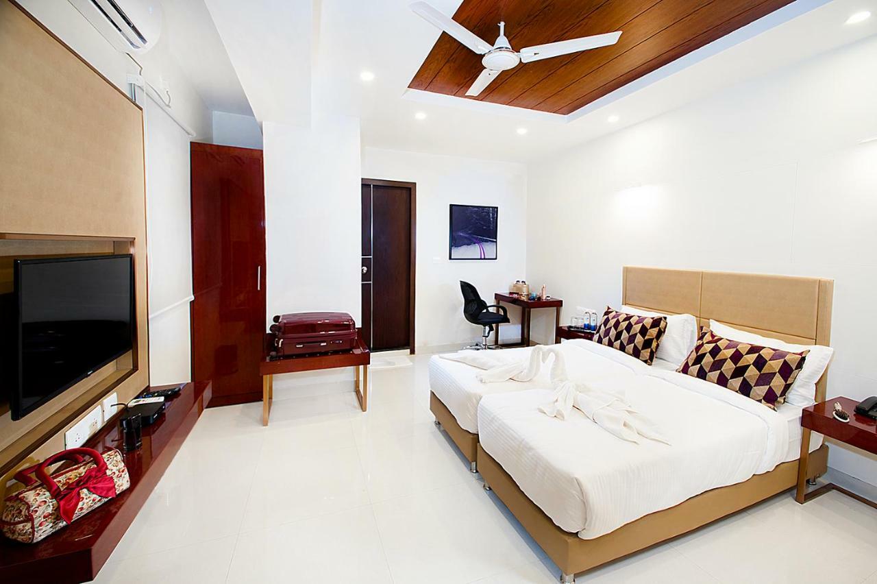 Raj Residency Hotel Бангалор Екстериор снимка